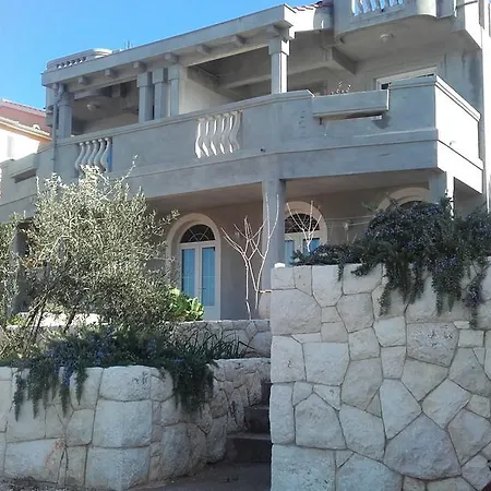 Ivo Apartmán Zverinac